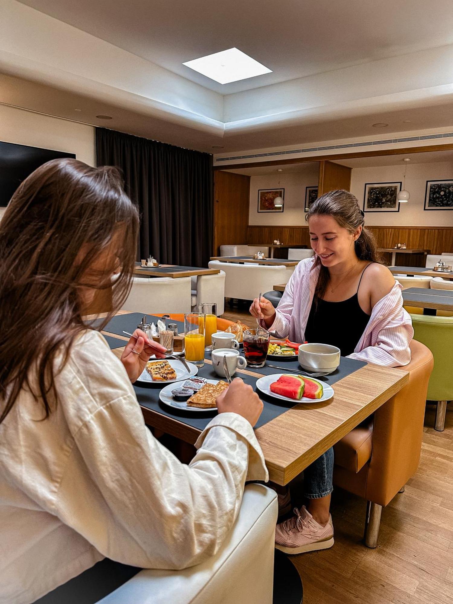 Hotel Forea Lanškroun Exteriör bild